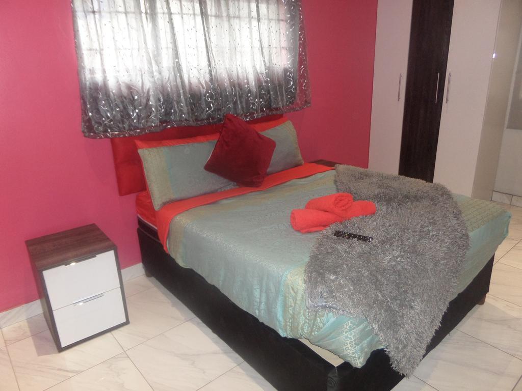 Tshedza Guest House Преторія Екстер'єр фото
